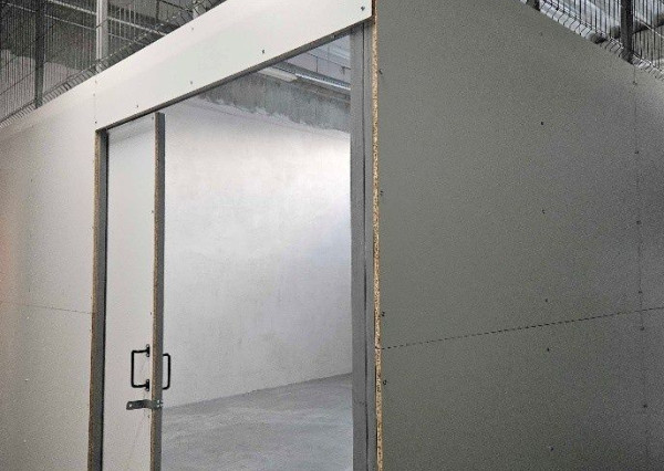 Vykurované skladové priestory na prenájom - 27 m2, ul. Stará Vajnorská