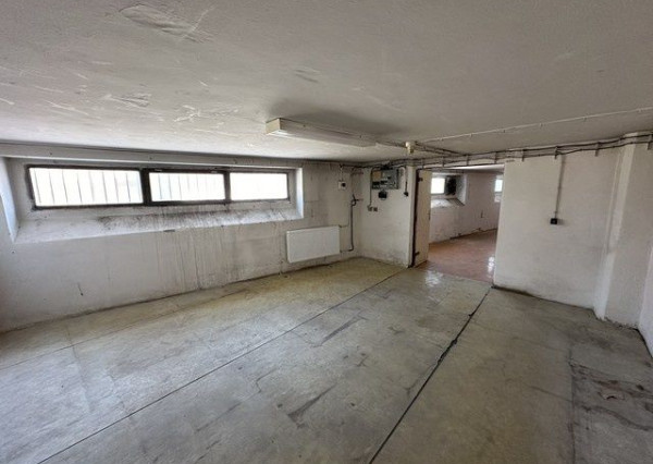 Vykurovaný skladový priestor na prenájom - 300 m2, Kukučínova ul.