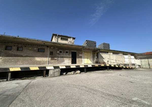 Vykurovaný skladový priestor na prenájom - 300 m2, Kukučínova ul.