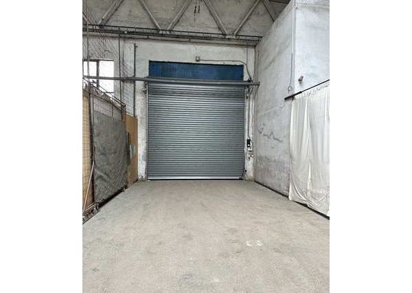 Skladovací priestor na prenájom - 240 m2,  Kopčianska ul.