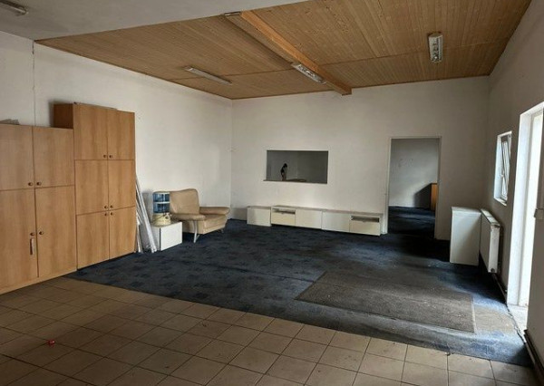 Sklad s administratívnym a sociálnym zázemím na prenájom - 810 m2, Kukučínova ul.
