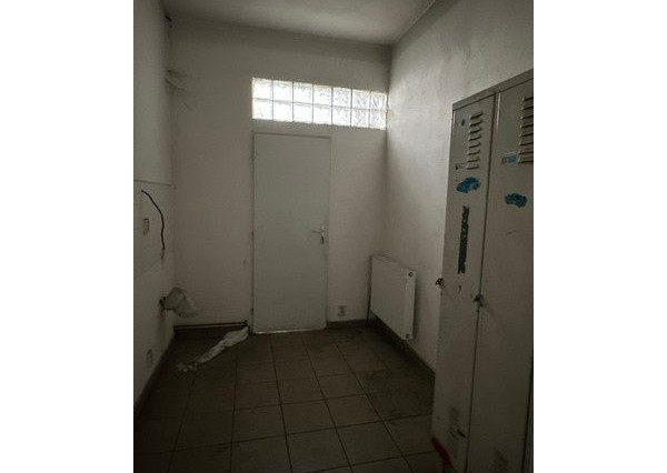 Sklad s administratívnym a sociálnym zázemím na prenájom - 810 m2, Kukučínova ul.