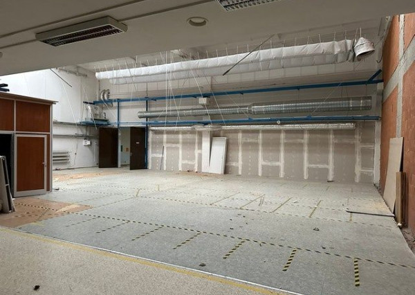 Vykurovaný skladový priestor na prenájom - 550 m2, Púchovská ul.