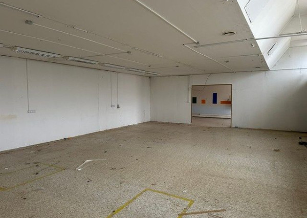 Vykurovaný skladový priestor na prenájom - 550 m2, Púchovská ul.