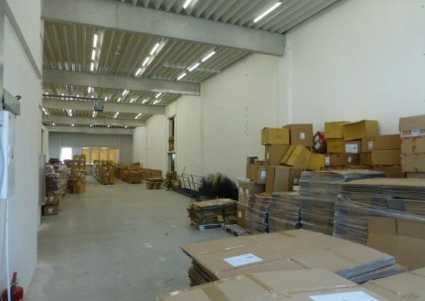 Vykurované skladové priestory na prenájom - od 405 m2, ul. Stará Vajnorská