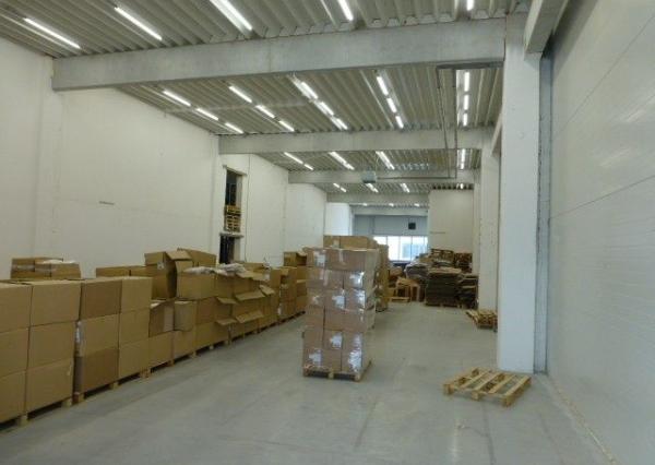 Vykurované skladové priestory na prenájom - od 405 m2, ul. Stará Vajnorská