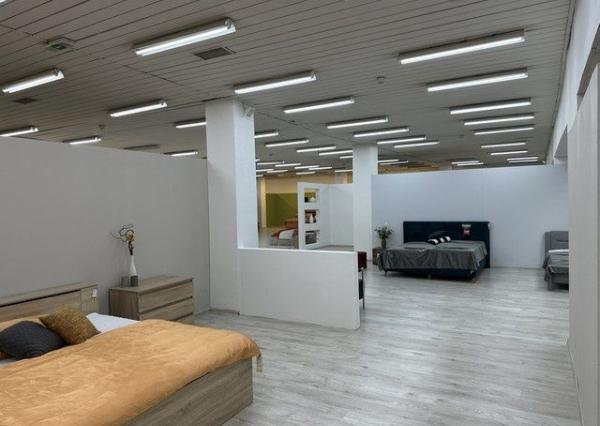 Na prenájom obchodné priestory v rôznych výmerách v Rači.