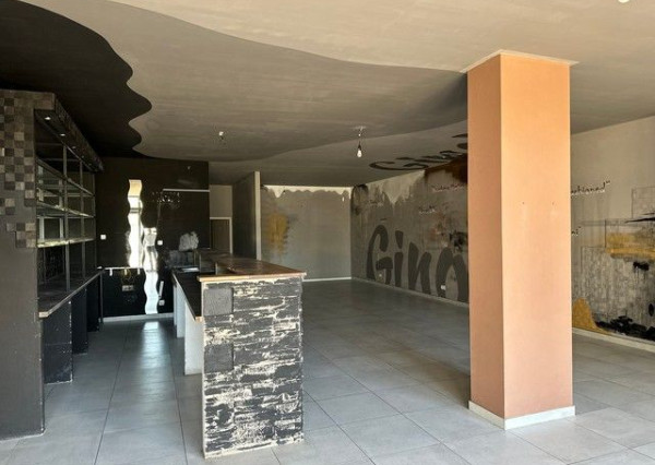 Obchodný priestor v novostavbe bytového domu na prenájom - 119 m2, ul. Závodu Matador.