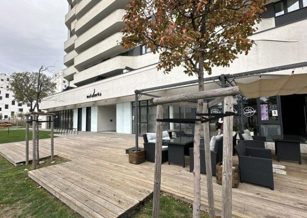 Obchodný priestor v novostavbe bytového domu na prenájom - 119 m2, ul. Závodu Matador.