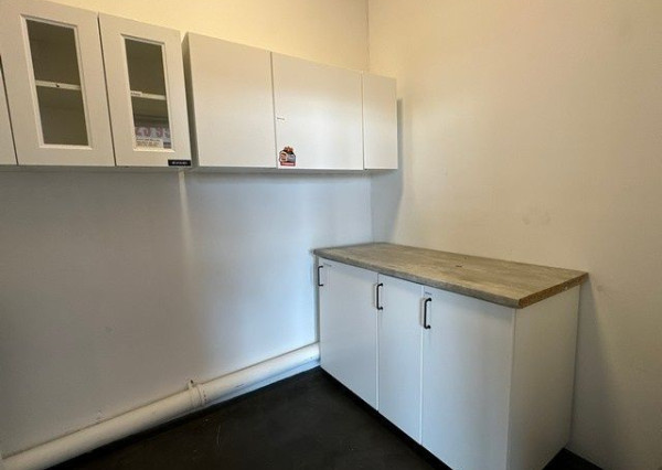 Na prenájom obchodný priestor v polyfunkčnom dome Mendelsohn – 181,70 m²