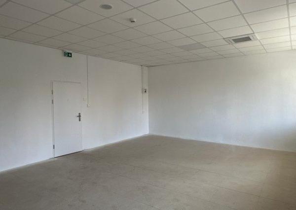 Na prenájom nebytový priestor v projekte Rínok Rača – 45 m²