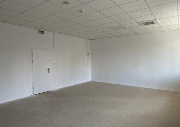 Na prenájom nebytový priestor v projekte Rínok Rača – 45 m²