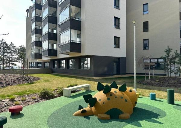 Na prenájom nebytový priestor v projekte Rínok Rača – 45 m²