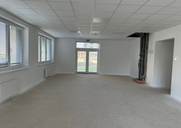 Na prenájom nebytový priestor v projekte Rínok Rača – 72 m²