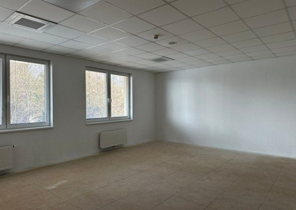 Na prenájom nebytový priestor v projekte Rínok Rača – 148 m²