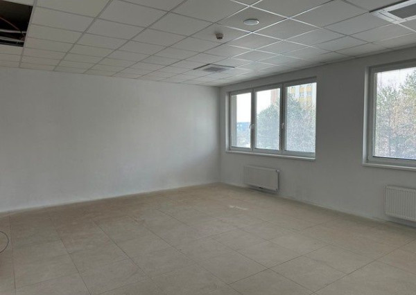 Na prenájom nebytový priestor v projekte Rínok Rača – 148 m²