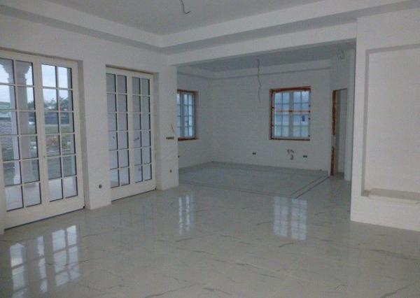 Nadštandardná novostavba 4i rodinného domu o výmere 220 m2.