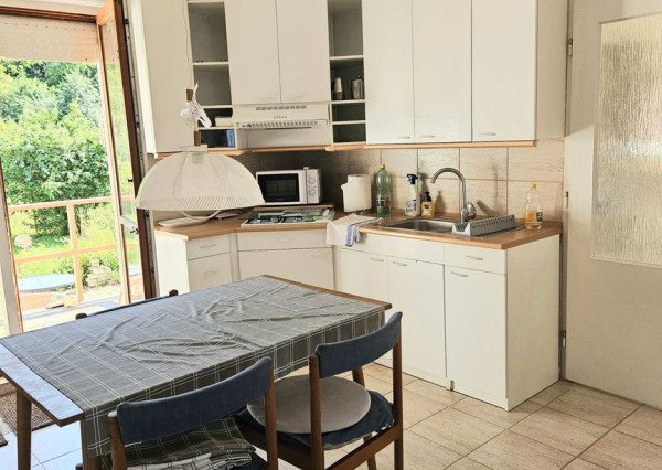 Na predaj rodinný dom v obci Ratnovce s krásnym  pozemkom 1202m2