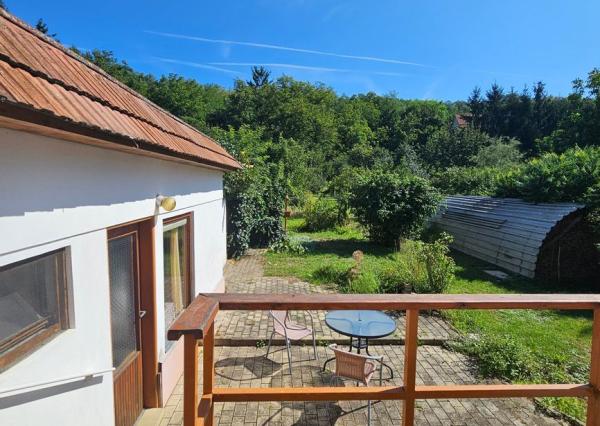 Na predaj rodinný dom v obci Ratnovce s krásnym  pozemkom 1202m2