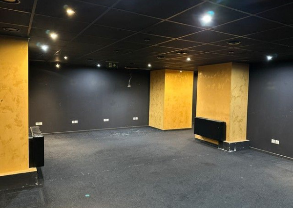 Dvojpodlažný obchodný priestor s vlastným parkovaním na prenájom - 181 m2, Údernícka ul.