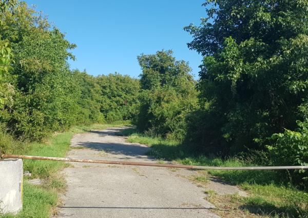 Predám pozemok Nitra - Lehota 2694m2.