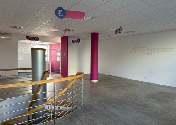 Reprezentatívny obchodno-administratívny priestor na prenájom – 137 m², Košická ulica.