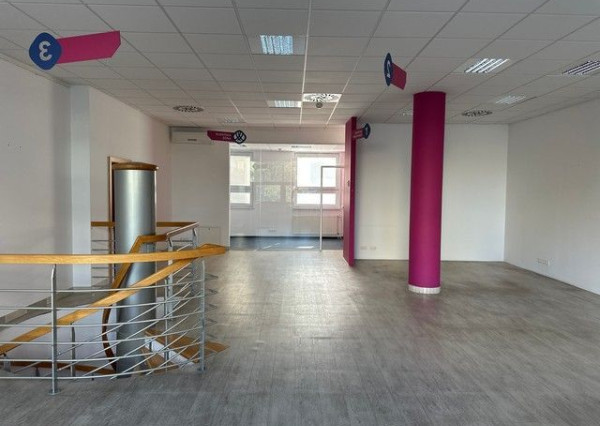 Reprezentatívny obchodno-administratívny priestor na prenájom – 137 m², Košická ulica.