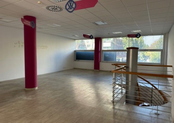 Reprezentatívny obchodno-administratívny priestor na prenájom – 137 m², Košická ulica.