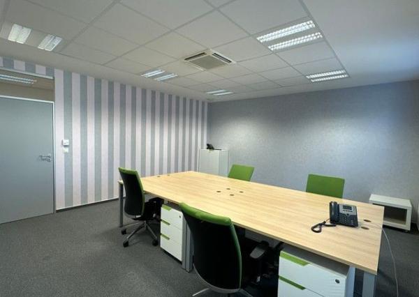 Reprezentatívne administratívne priestory na prenájom - od 18 m2, Košická ul.