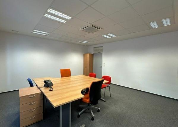 Reprezentatívne administratívne priestory na prenájom - od 18 m2, Košická ul.