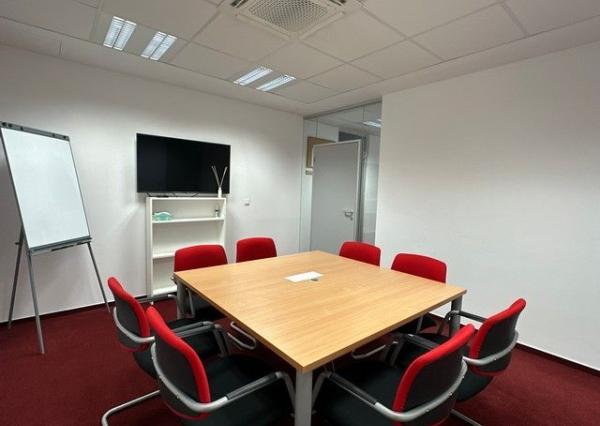 Reprezentatívne administratívne priestory na prenájom - od 18 m2, Košická ul.