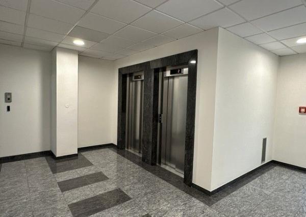 Uzavretý administratívny priestor na prenájom - 297 m2, Košická ul.