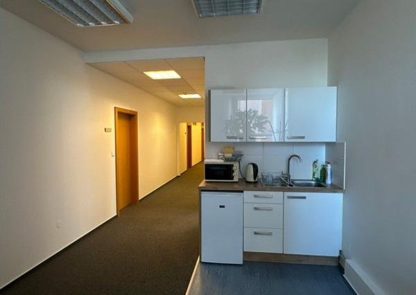 Administratívne priestory od 25 m2 na prenájom - Košická ul.