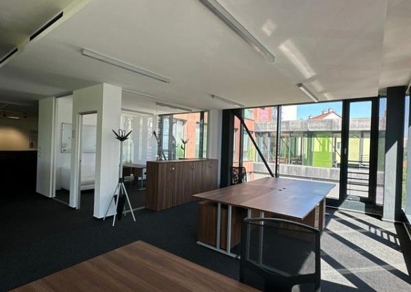 Reprezentatívny administratívny priestor na prenájom - 360 m2, Košická ul.