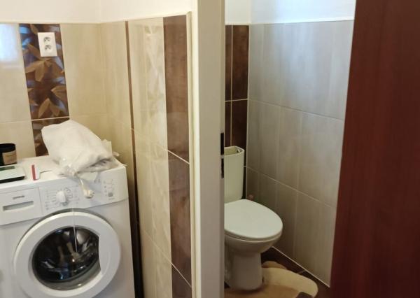 Predaj rodinného domu – Topoľčany Priestranný, útulný a v skvelej lokalite. Miesto, kde sa budete cítiť ako doma od prvého dňa.