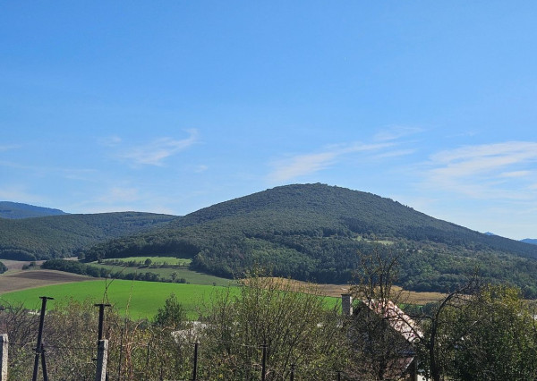 Na predaj rekreačný pozemok v krásnom prírodnom prostredí - Beckov