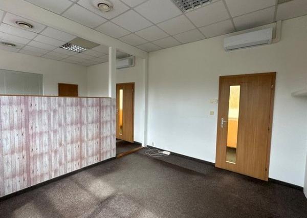 Administratívny priestor na prenájom - 43,05 m2, Tomášikova ul.