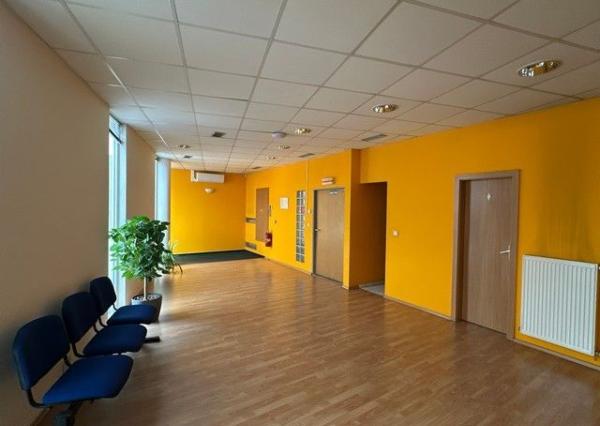 Administratívny priestor na prenájom - 43,05 m2, Tomášikova ul.