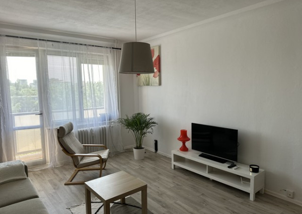 1,5i byt s lodžiou na prenájom - 42 m2, Súmračná ul.