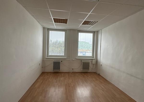 Kancelárske priestory na prenájom - od 15 m2, Bajkalská ul.