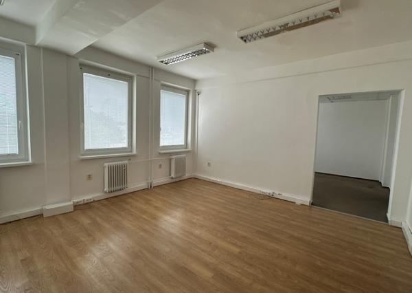 Kancelárske priestory na prenájom - od 15 m2, Bajkalská ul.