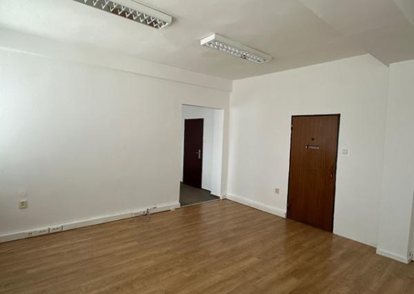 Kancelárske priestory na prenájom - od 15 m2, Bajkalská ul.