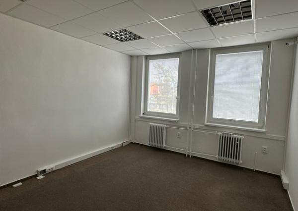 Kancelárske priestory na prenájom - od 15 m2, Bajkalská ul.