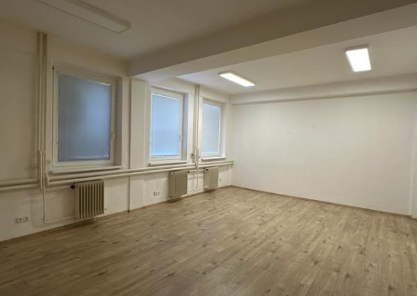 Kancelárske priestory na prenájom - od 15 m2, Bajkalská ul.