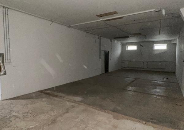 Skladovo-výrobný priestor na prenájom - 544 m2, Nádražná ul.