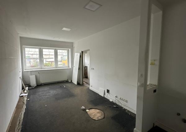 Skladovo-výrobný priestor na prenájom - 544 m2, Nádražná ul.