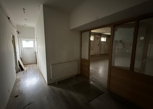 Skladovo-výrobný priestor na prenájom - 544 m2, Nádražná ul.