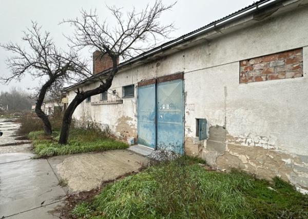 Skladovo-výrobný priestor na prenájom - 544 m2, Nádražná ul.