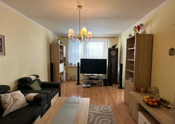 Priestranný 4-izbový byt s lodžiou – 105,6 m², Športová ul.