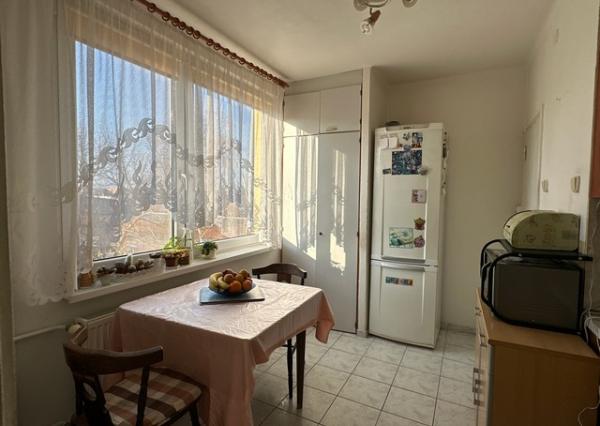 Priestranný 4-izbový byt s lodžiou – 105,6 m², Športová ul.